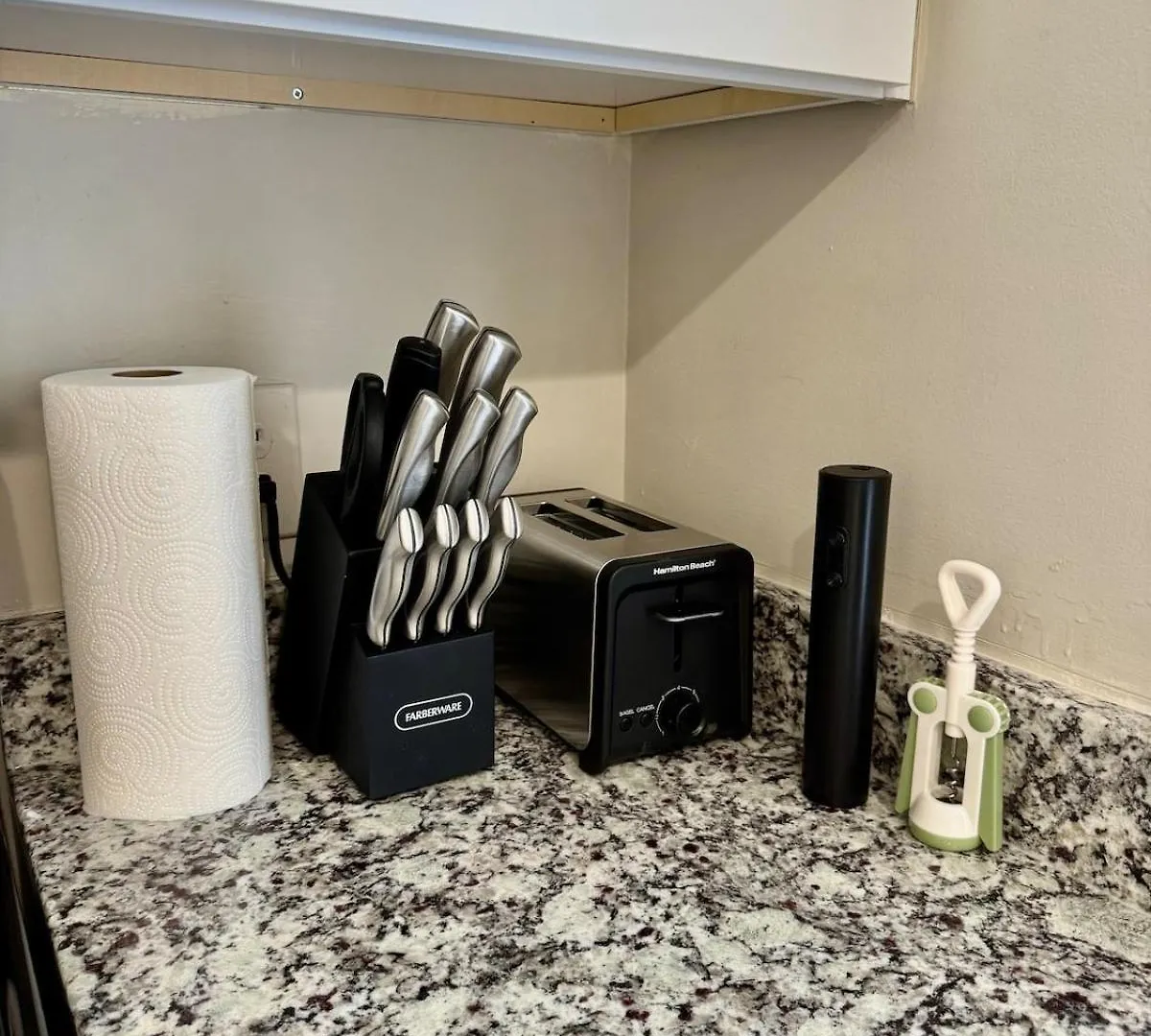 Tatil Evi Modern Entire 2-Bedroom House For 6 Guests At University City Charlotte